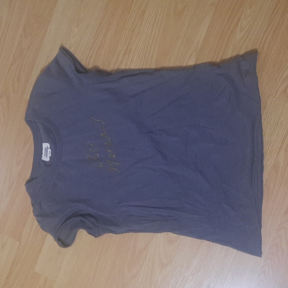 Roots tee‎